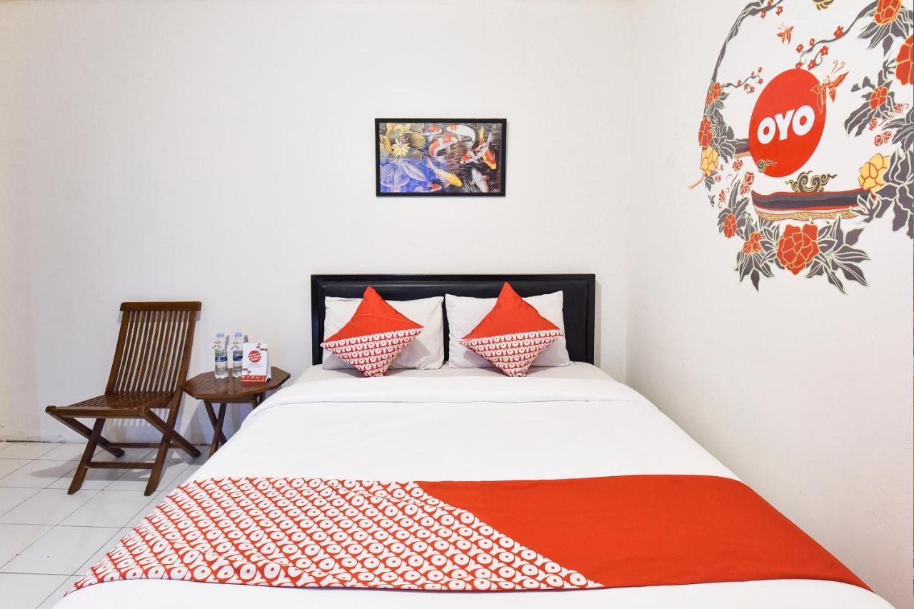 Oyo 348 Hotel Dieng Permai Yogyakarta Exterior foto