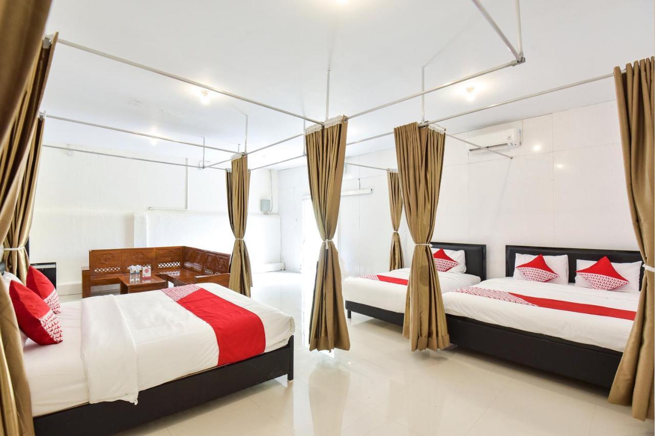 Oyo 348 Hotel Dieng Permai Yogyakarta Exterior foto